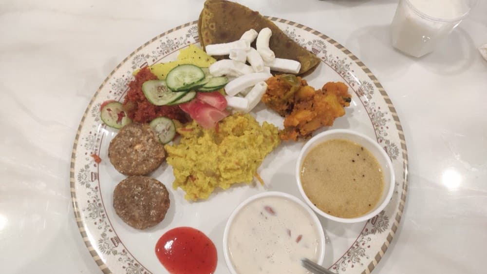 Sheermal & Warqi Paratha